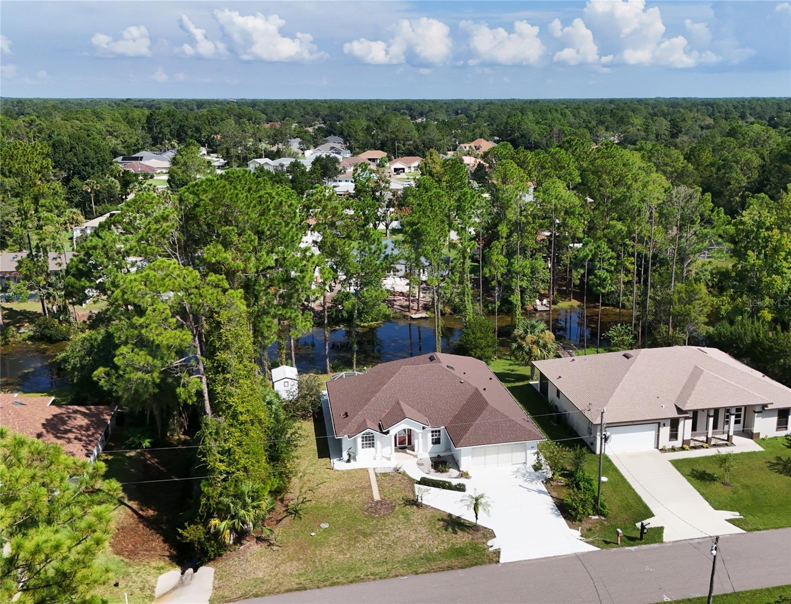 64 Whittington Dr Property Photo 3