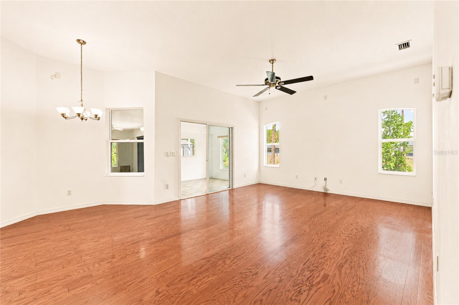 64 Whittington Dr Property Photo 19