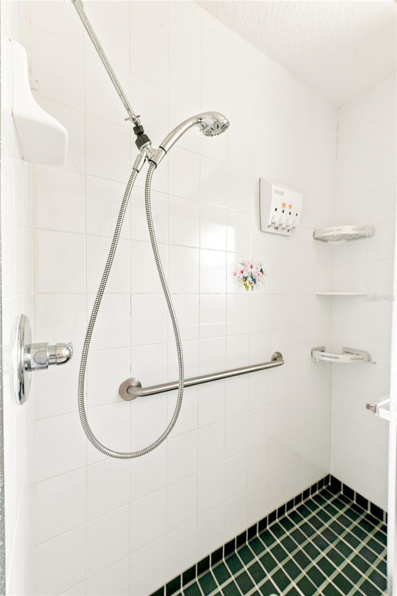 64 Whittington Dr Property Photo 28