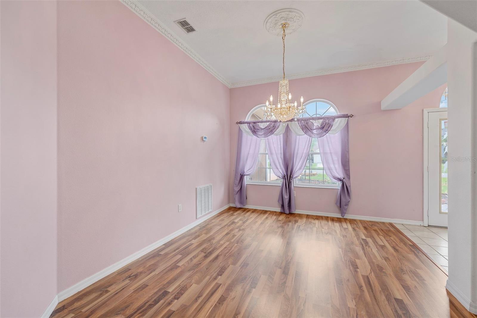 52 Buttonworth Dr Property Photo 7