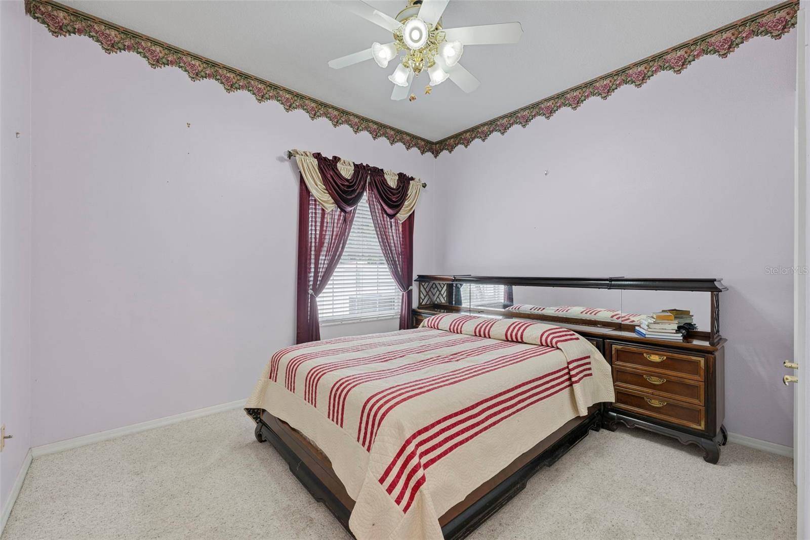 52 Buttonworth Dr Property Photo 26