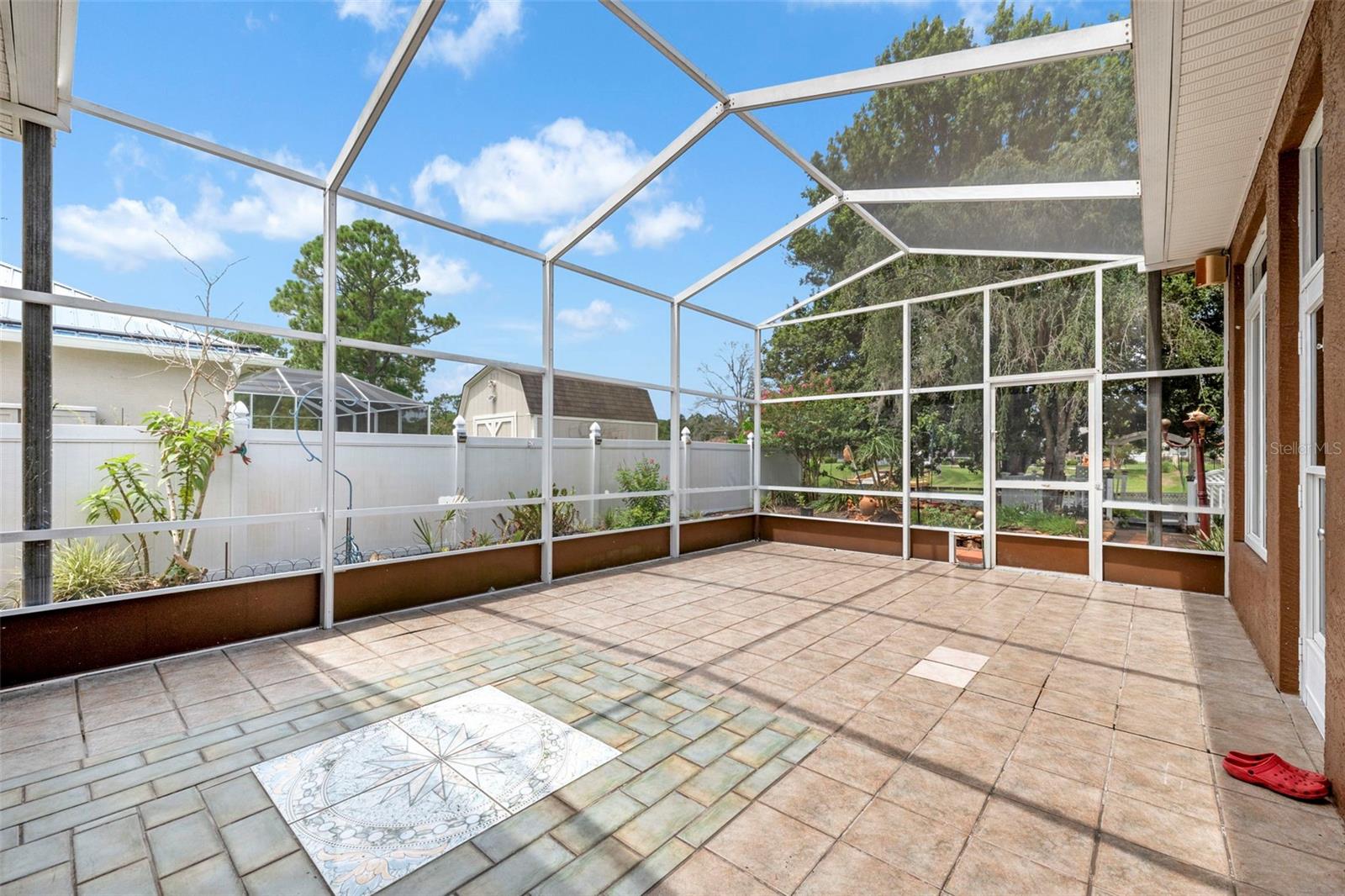52 Buttonworth Dr Property Photo 32