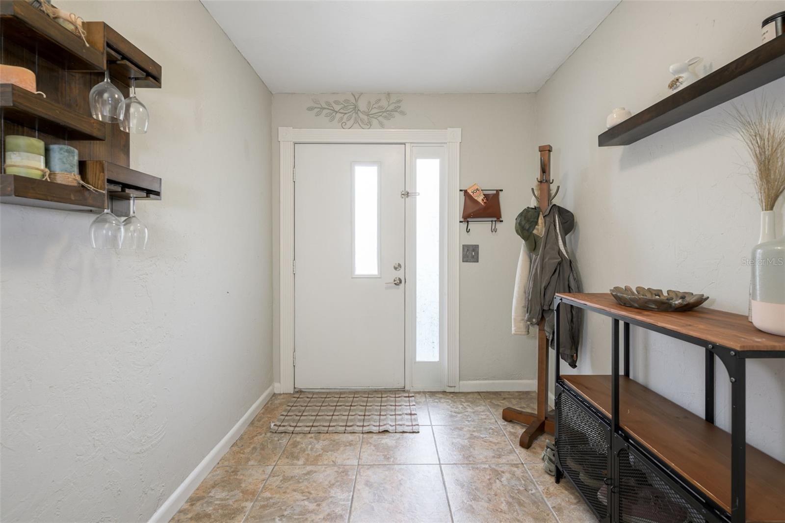 21 Oakwood Park Property Photo 5