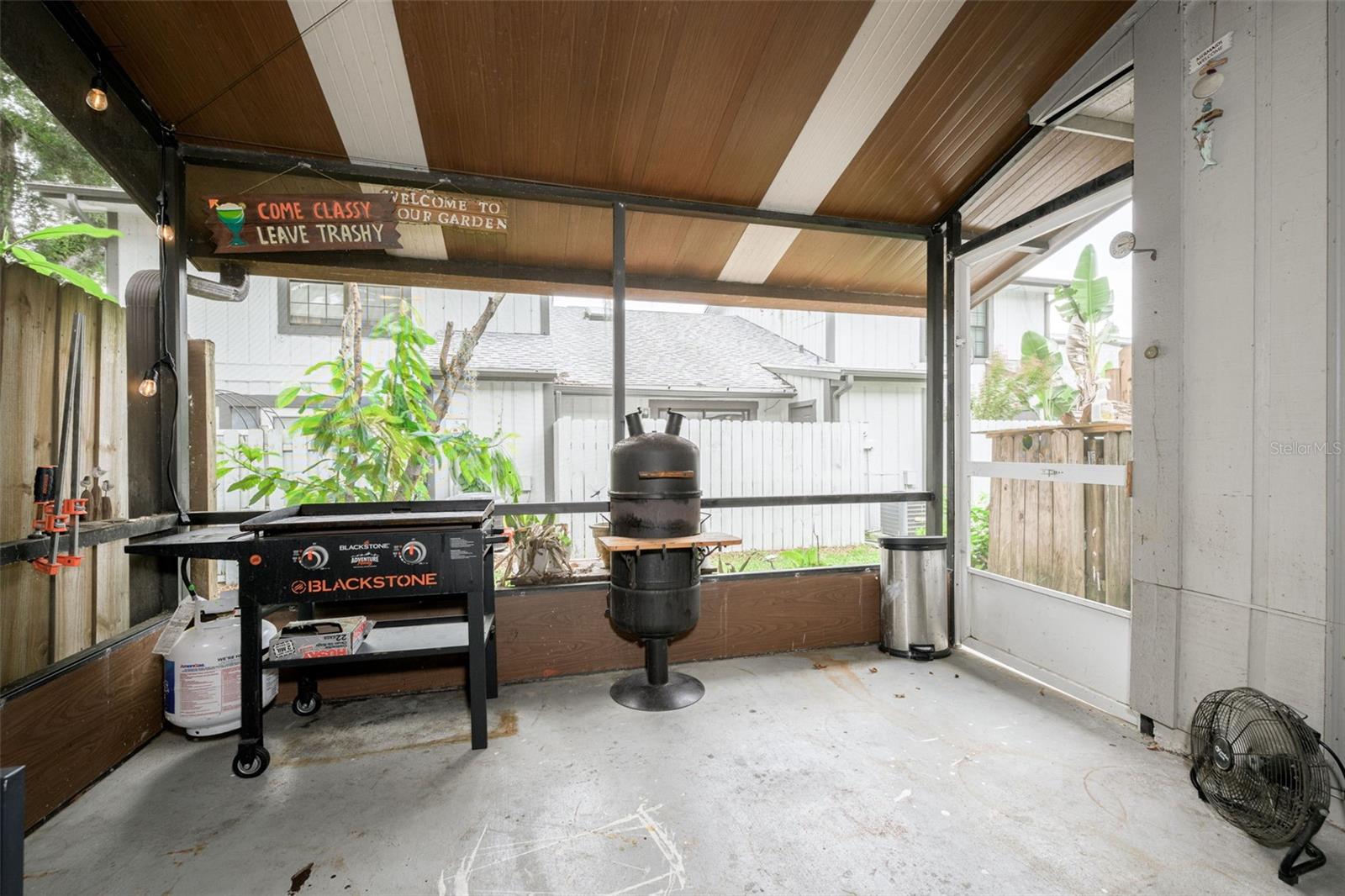 21 Oakwood Park Property Photo 12