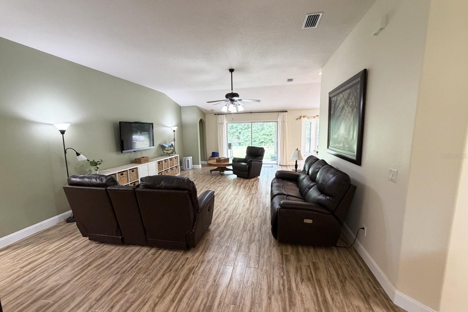 1 Sleeping Beauty Pl Property Photo 15