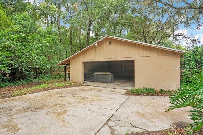 560 N Lake Pleasant Rd Property Photo 23