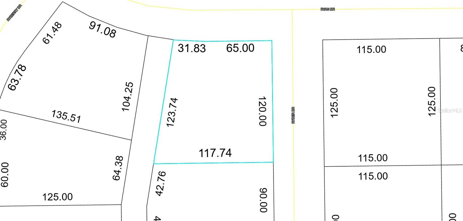 2 Ryder Dr Property Photo 4