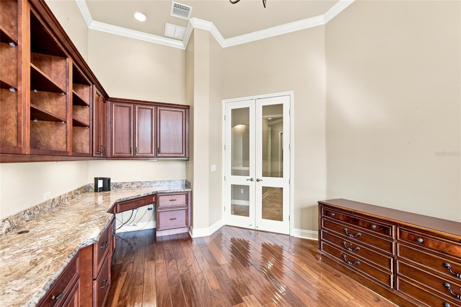 5 Roma Ct Property Photo 28