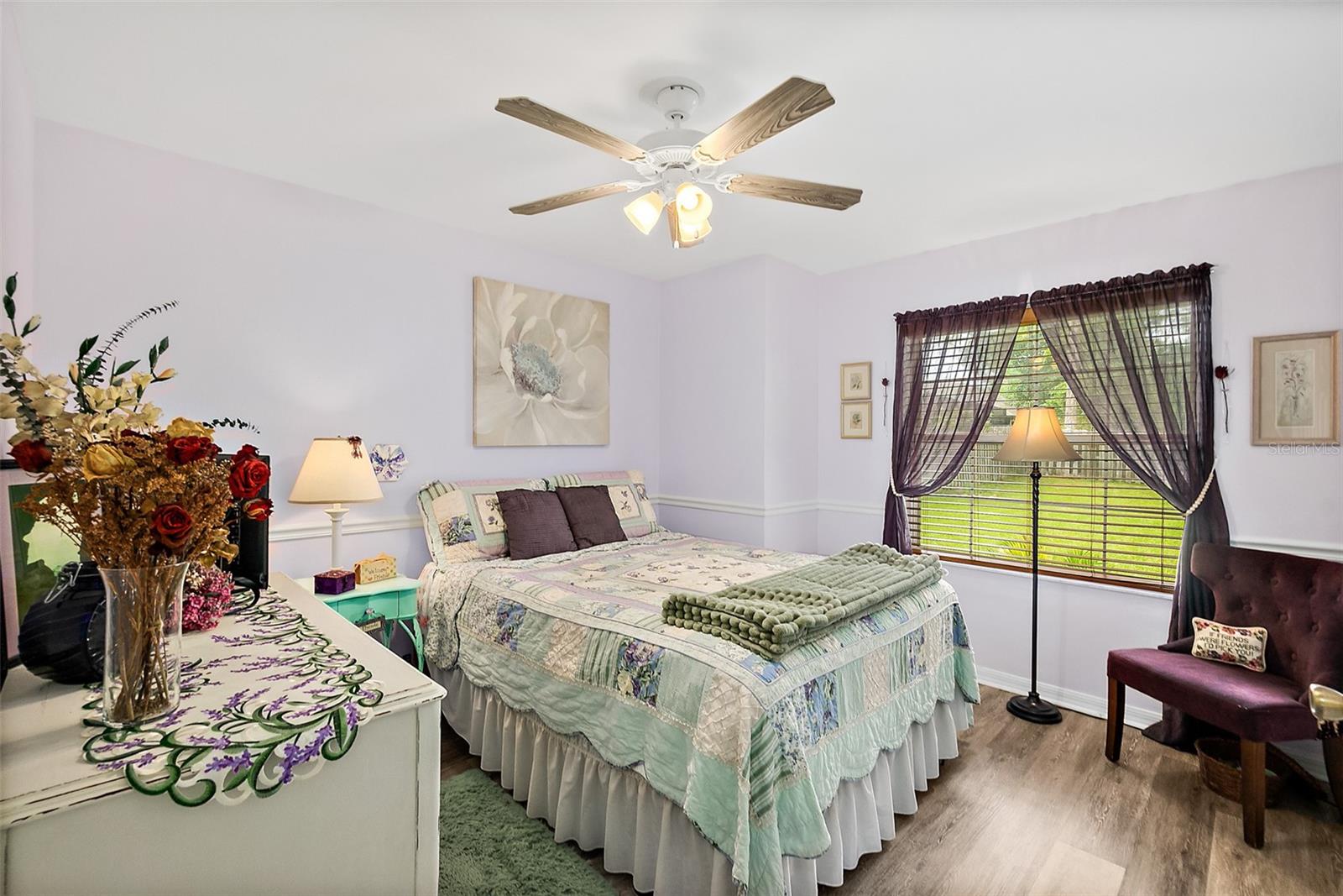 45 Pershing Ln Property Photo 24