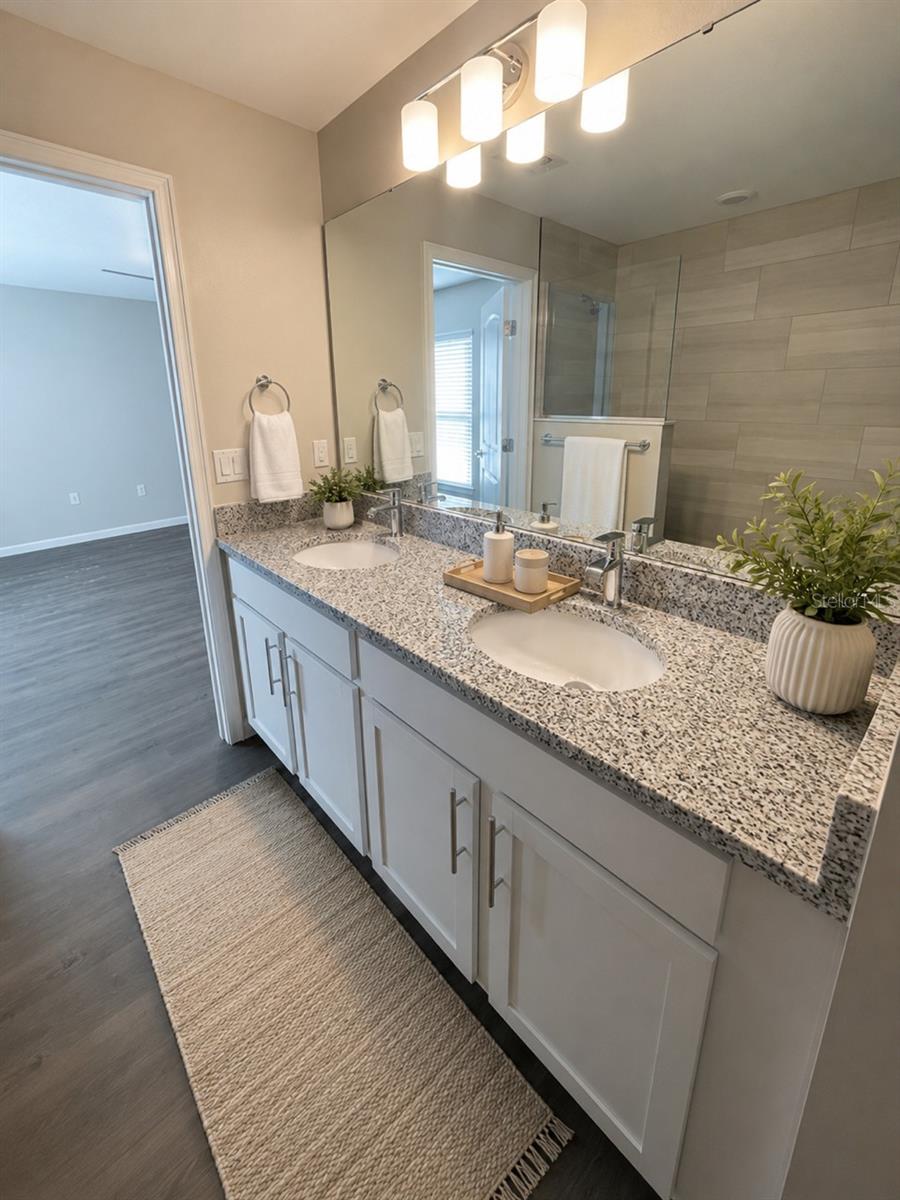 4 Lema Pl Property Photo 6