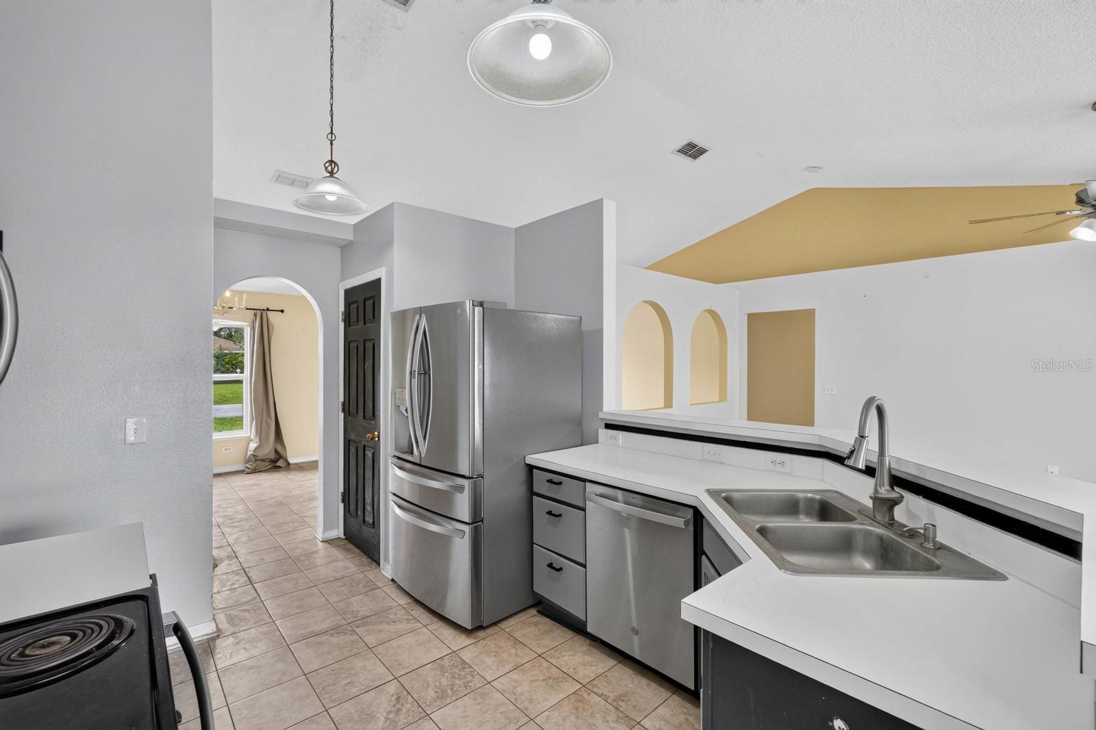 6 Brownstone Ln Property Photo 12