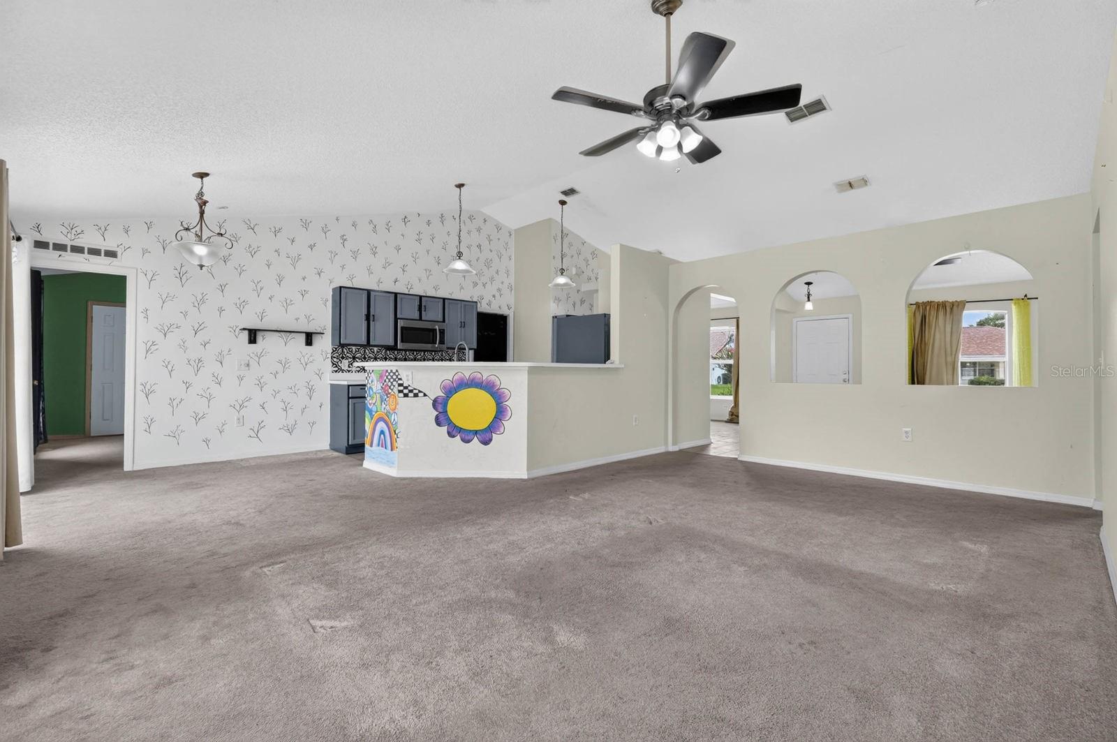 6 Brownstone Ln Property Photo 16