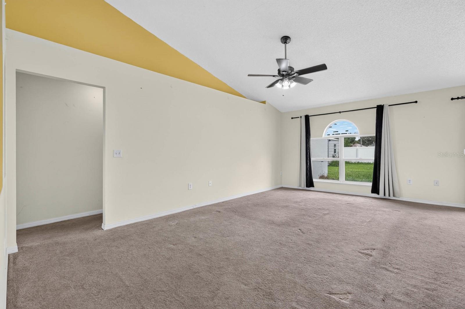 6 Brownstone Ln Property Photo 18