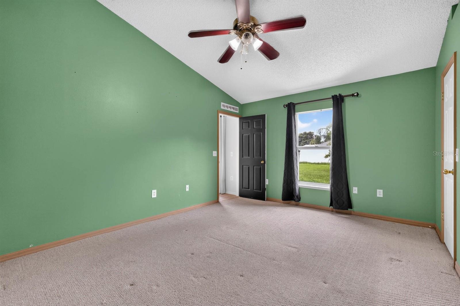 6 Brownstone Ln Property Photo 21