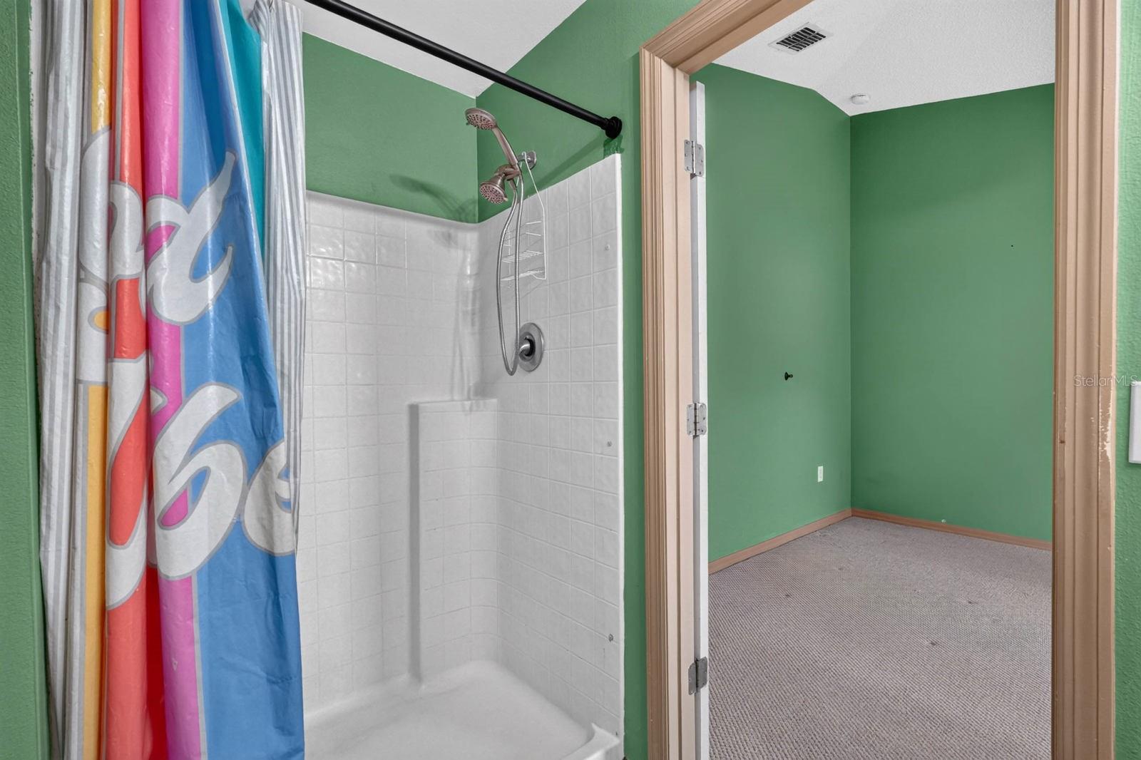 6 Brownstone Ln Property Photo 23