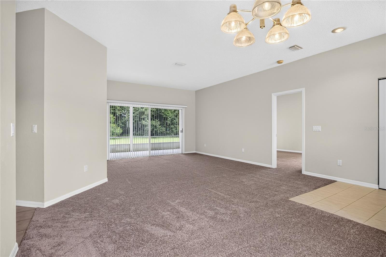 8 Buttonwood Pl Property Photo 8