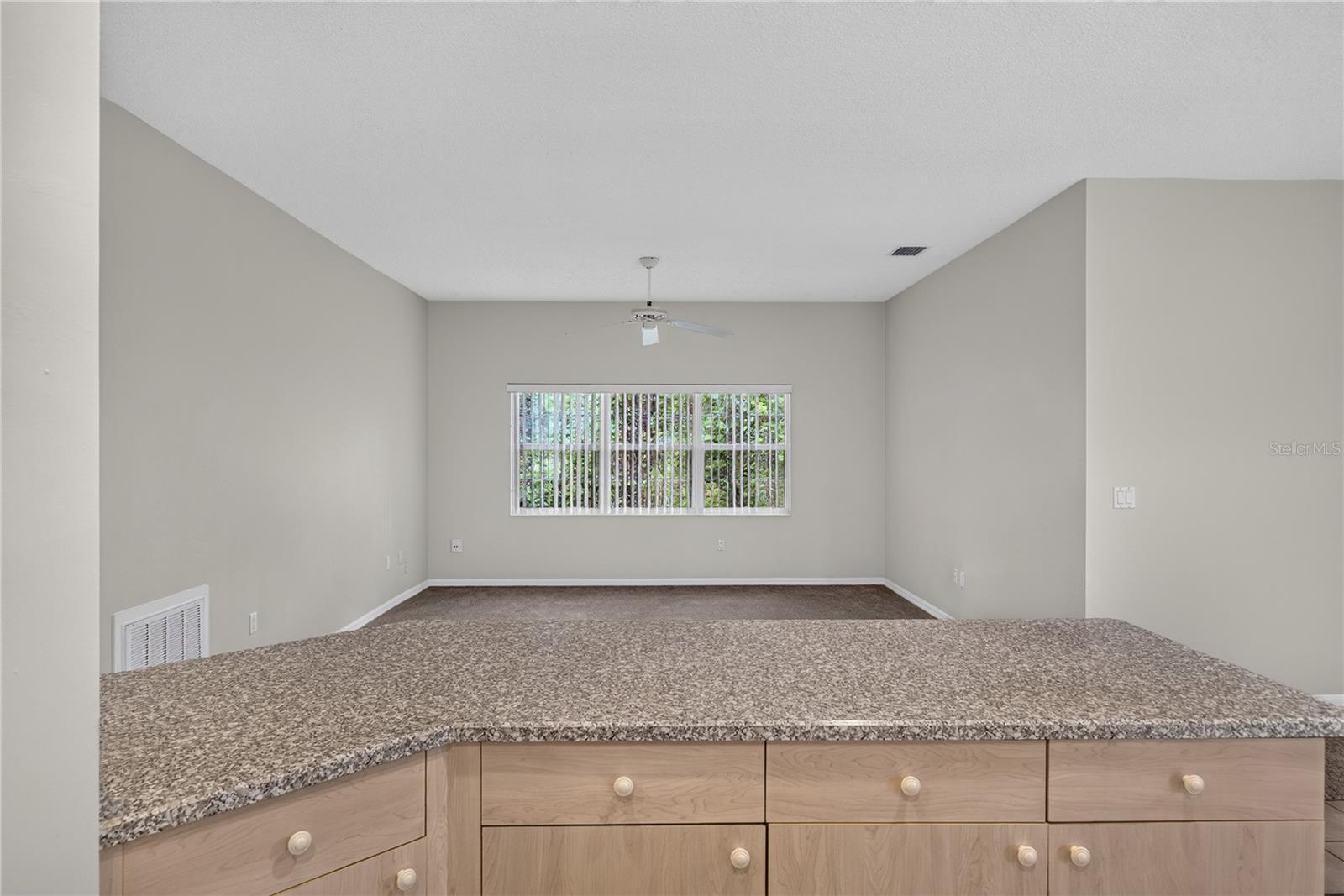 8 Buttonwood Pl Property Photo 18