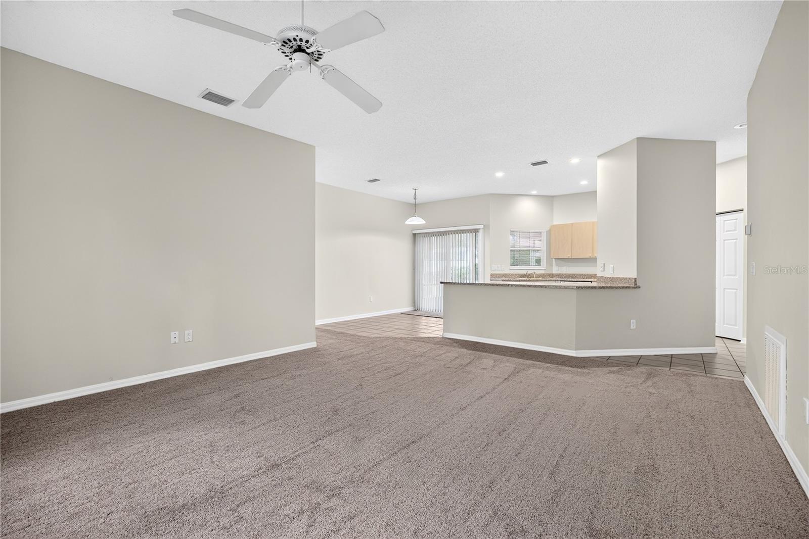 8 Buttonwood Pl Property Photo 19