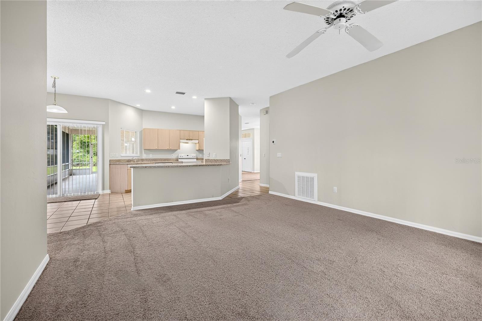 8 Buttonwood Pl Property Photo 20