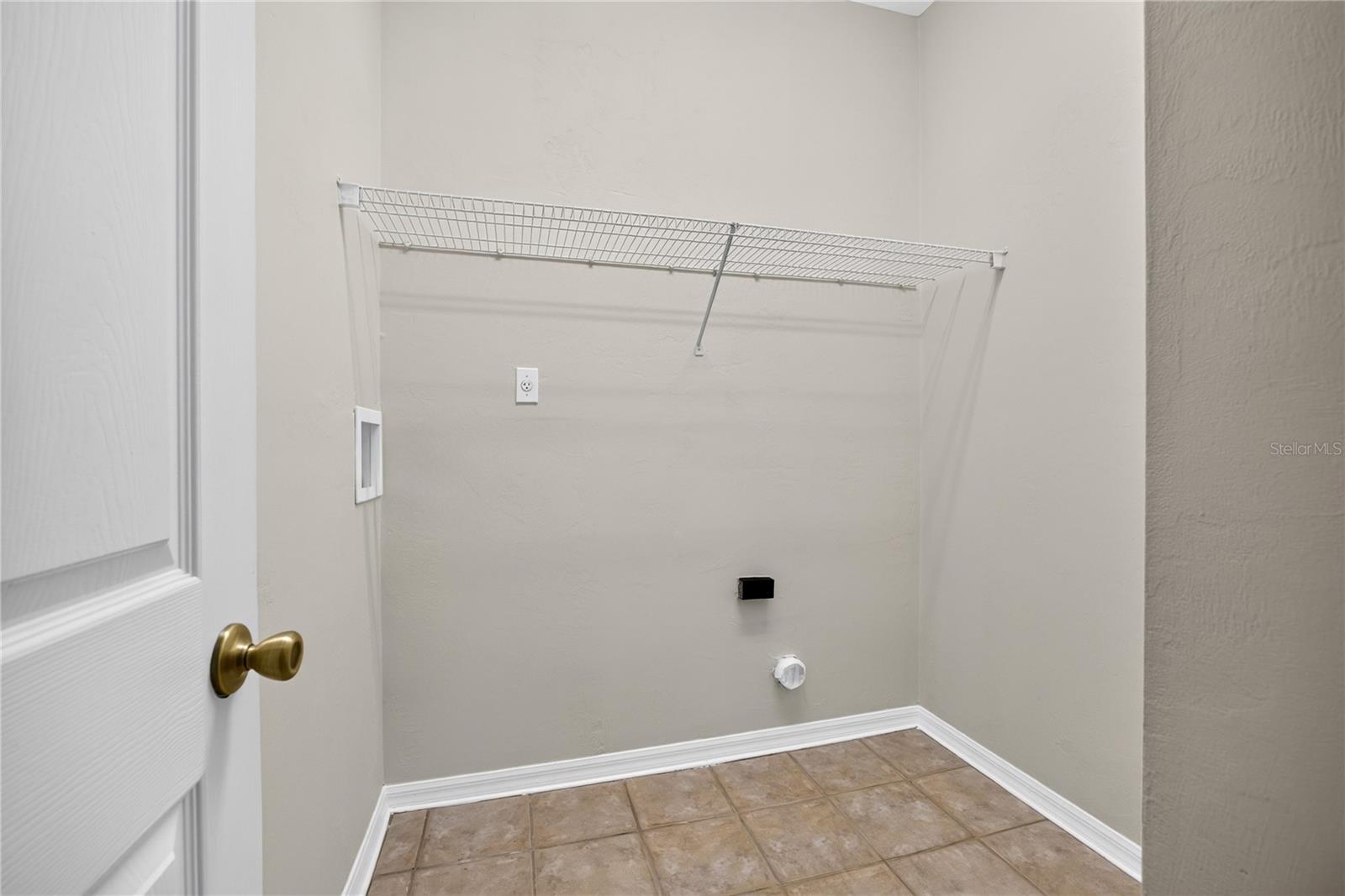 8 Buttonwood Pl Property Photo 23