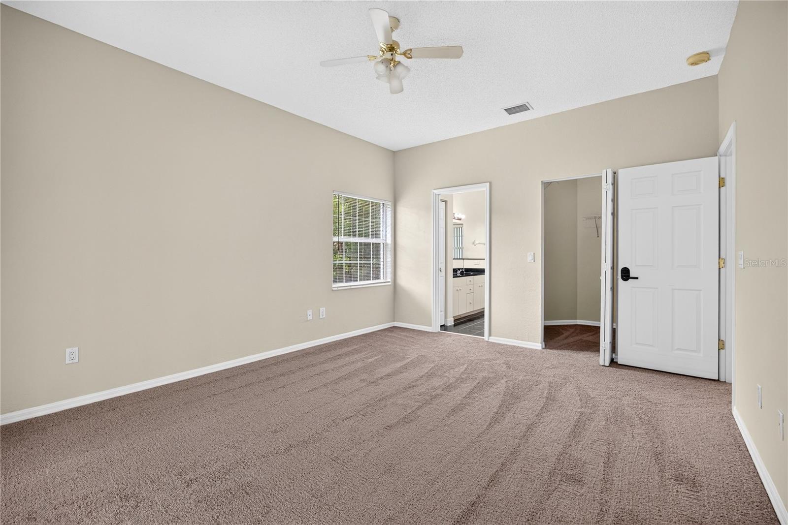 8 Buttonwood Pl Property Photo 26