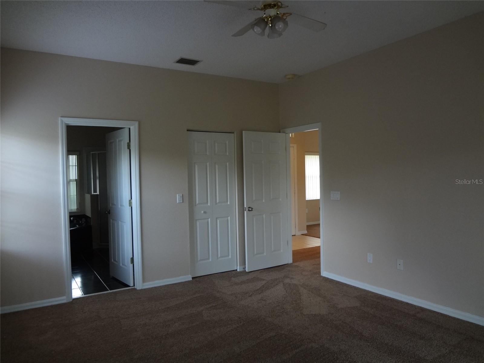 8 Buttonwood Pl Property Photo 34