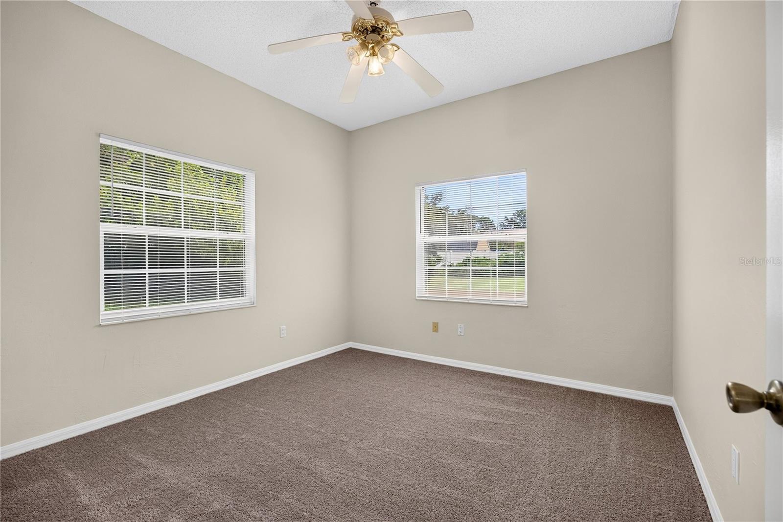 8 Buttonwood Pl Property Photo 42