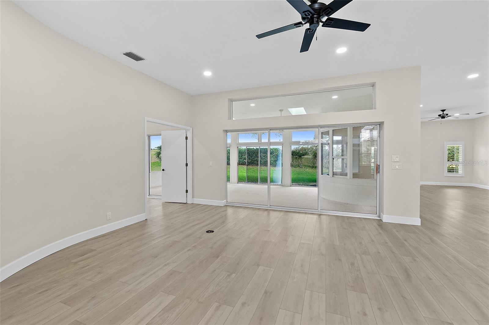 38 Kingsley Cir Property Photo 3