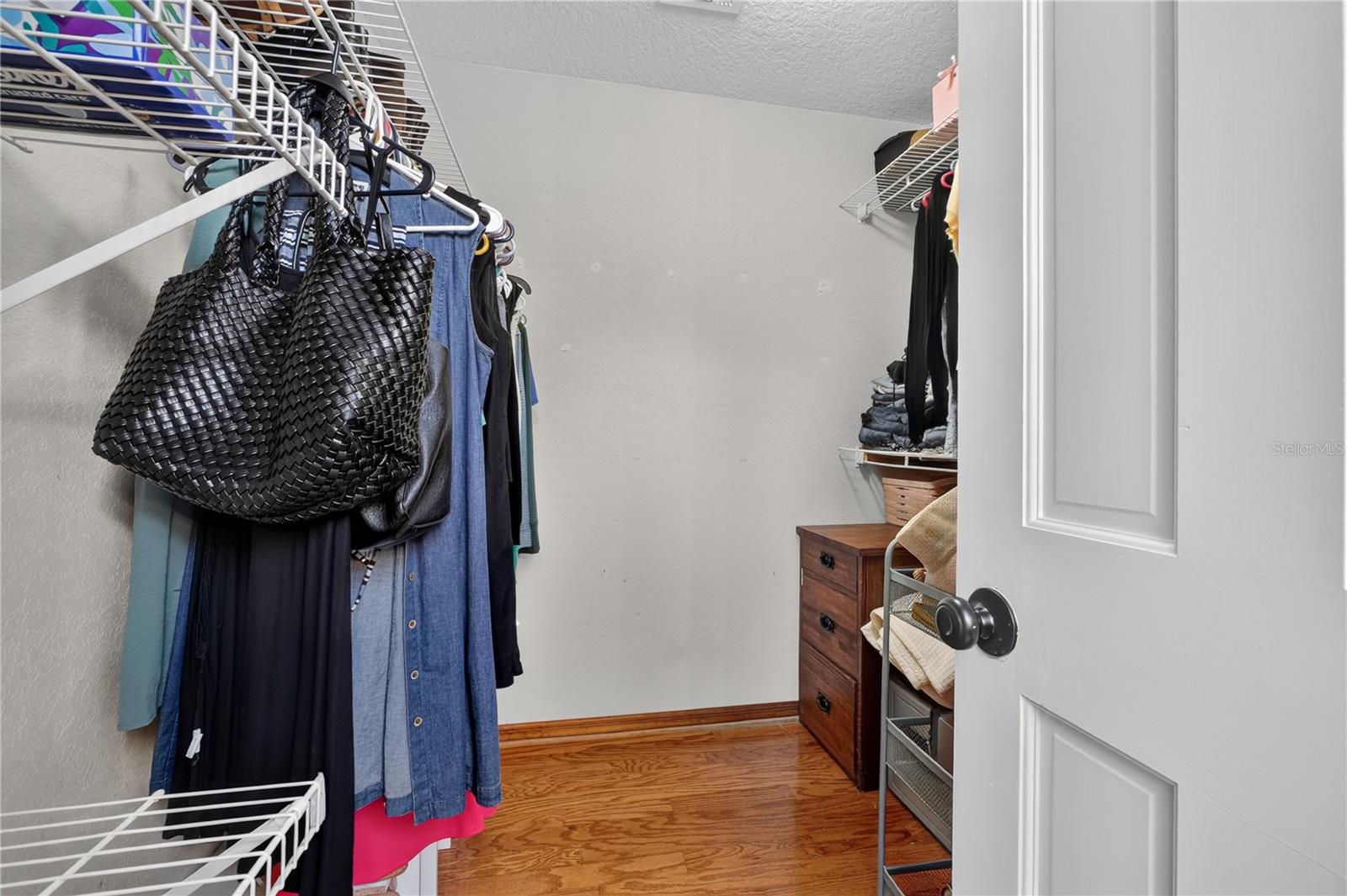 1384 Aleut Ln Property Photo 31