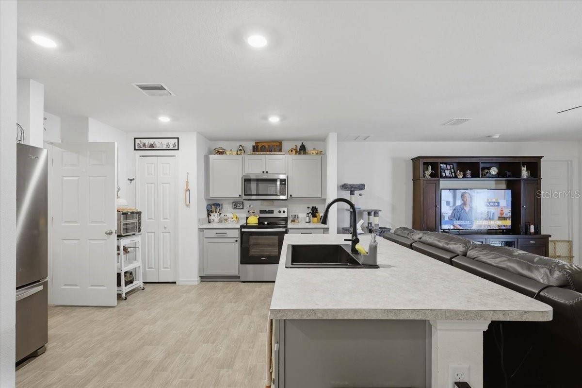 16 Pickwood Pl Property Photo 14