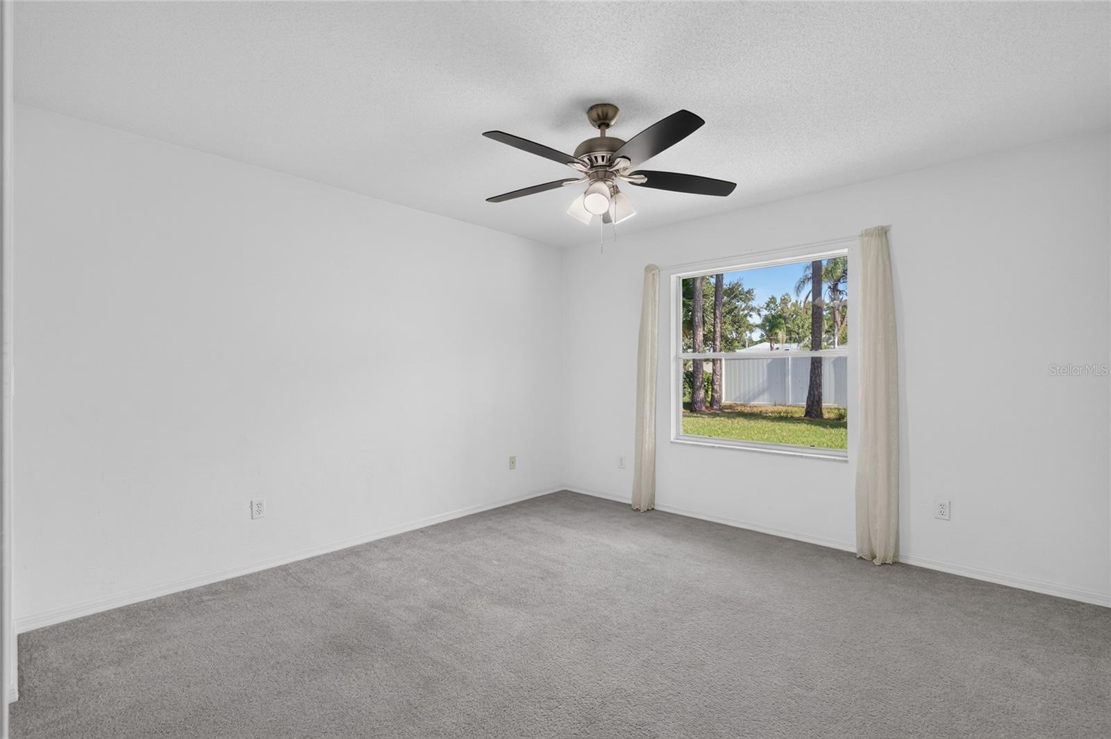 3 Point Pleasant Dr Property Photo 42