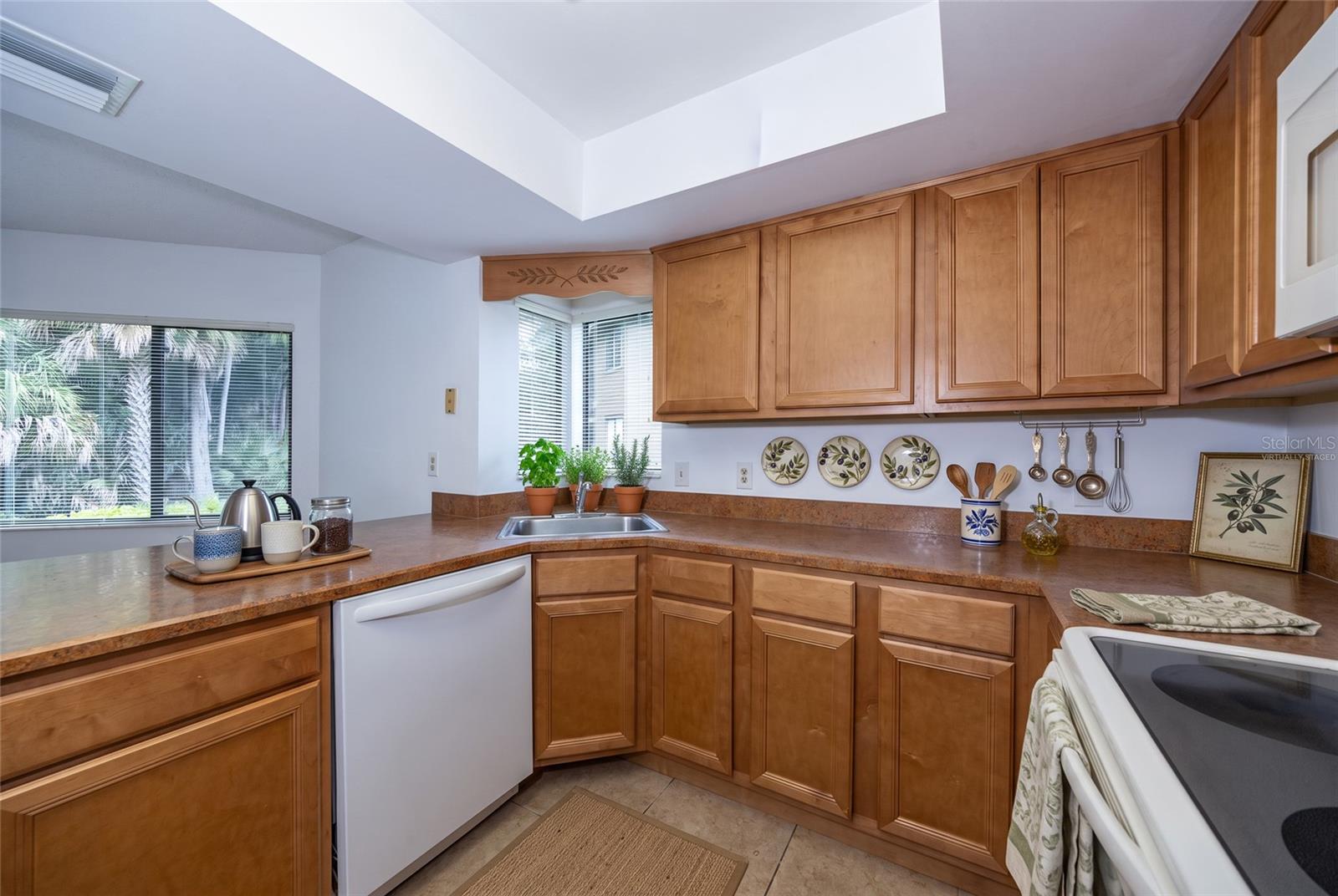 9 Southbury Ct #9 Property Photo 6