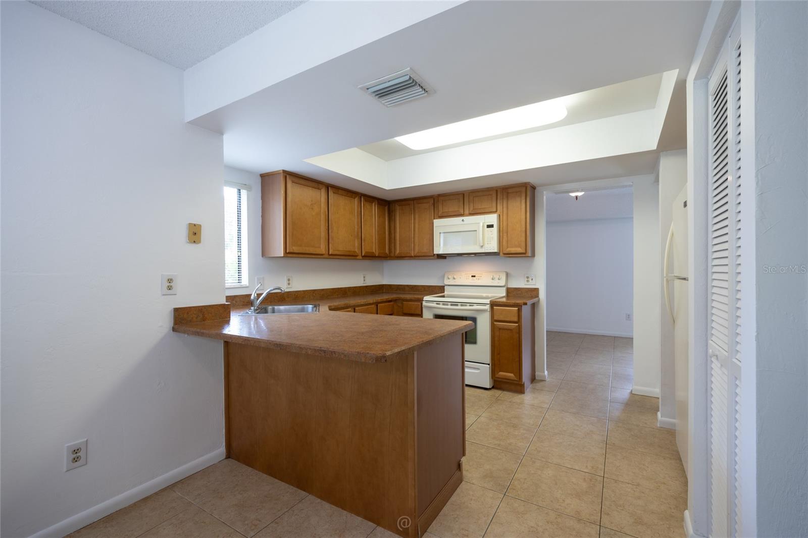 9 Southbury Ct #9 Property Photo 7