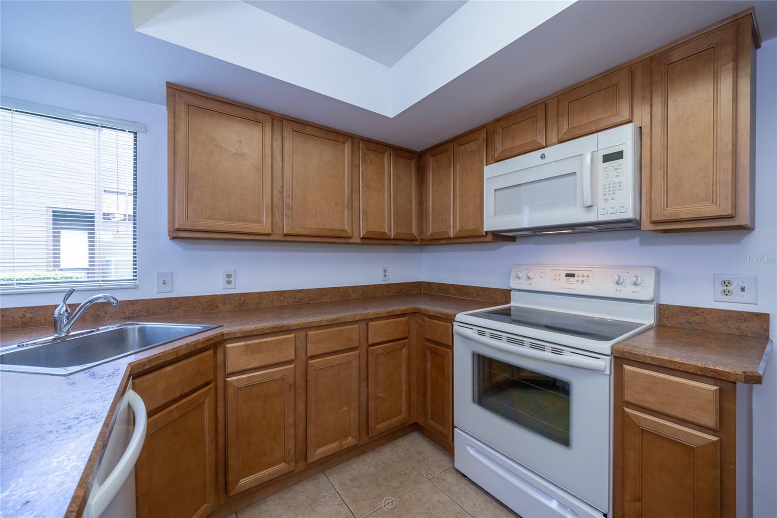 9 Southbury Ct #9 Property Photo 9