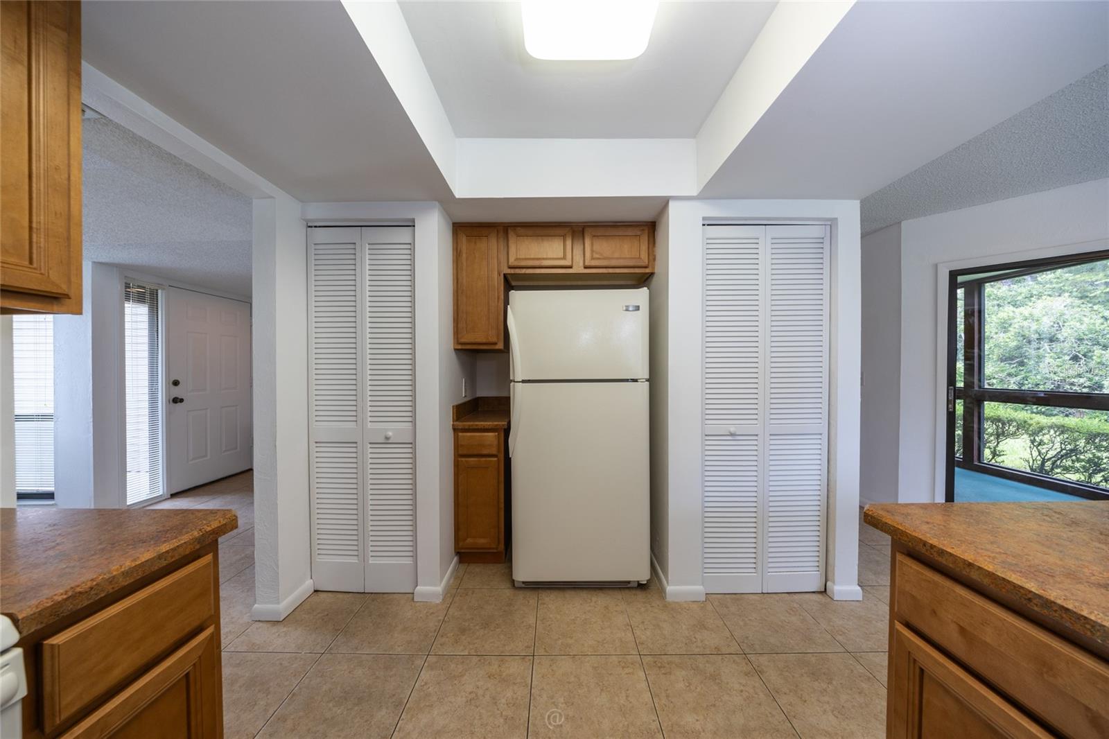 9 Southbury Ct #9 Property Photo 10