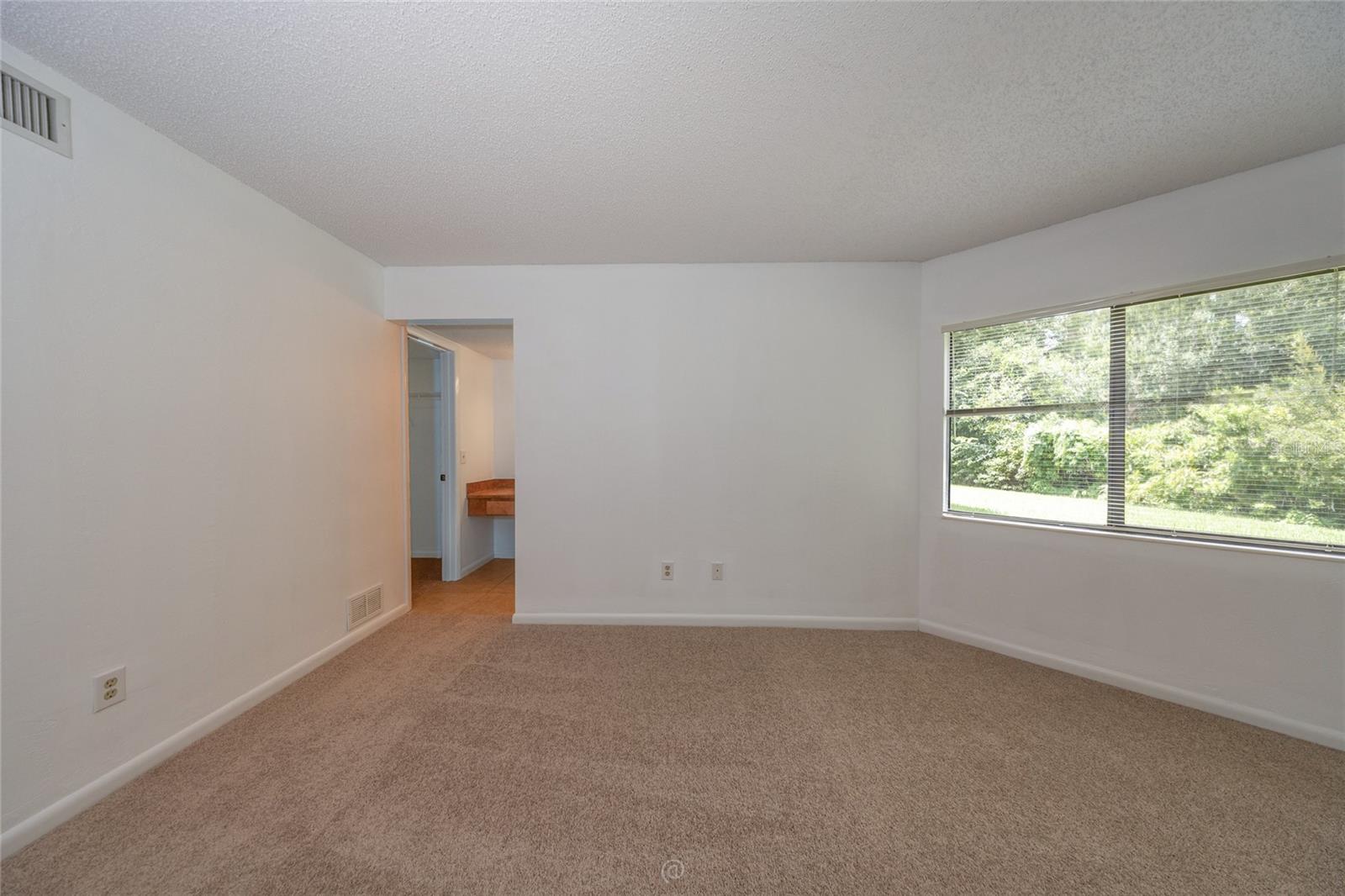 9 Southbury Ct #9 Property Photo 21