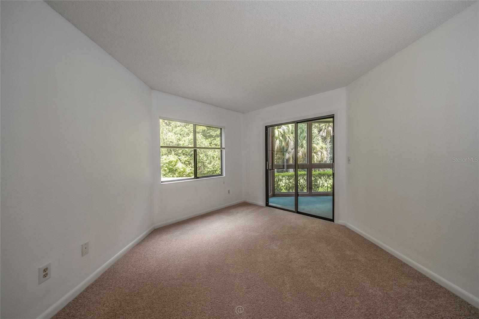 9 Southbury Ct #9 Property Photo 23