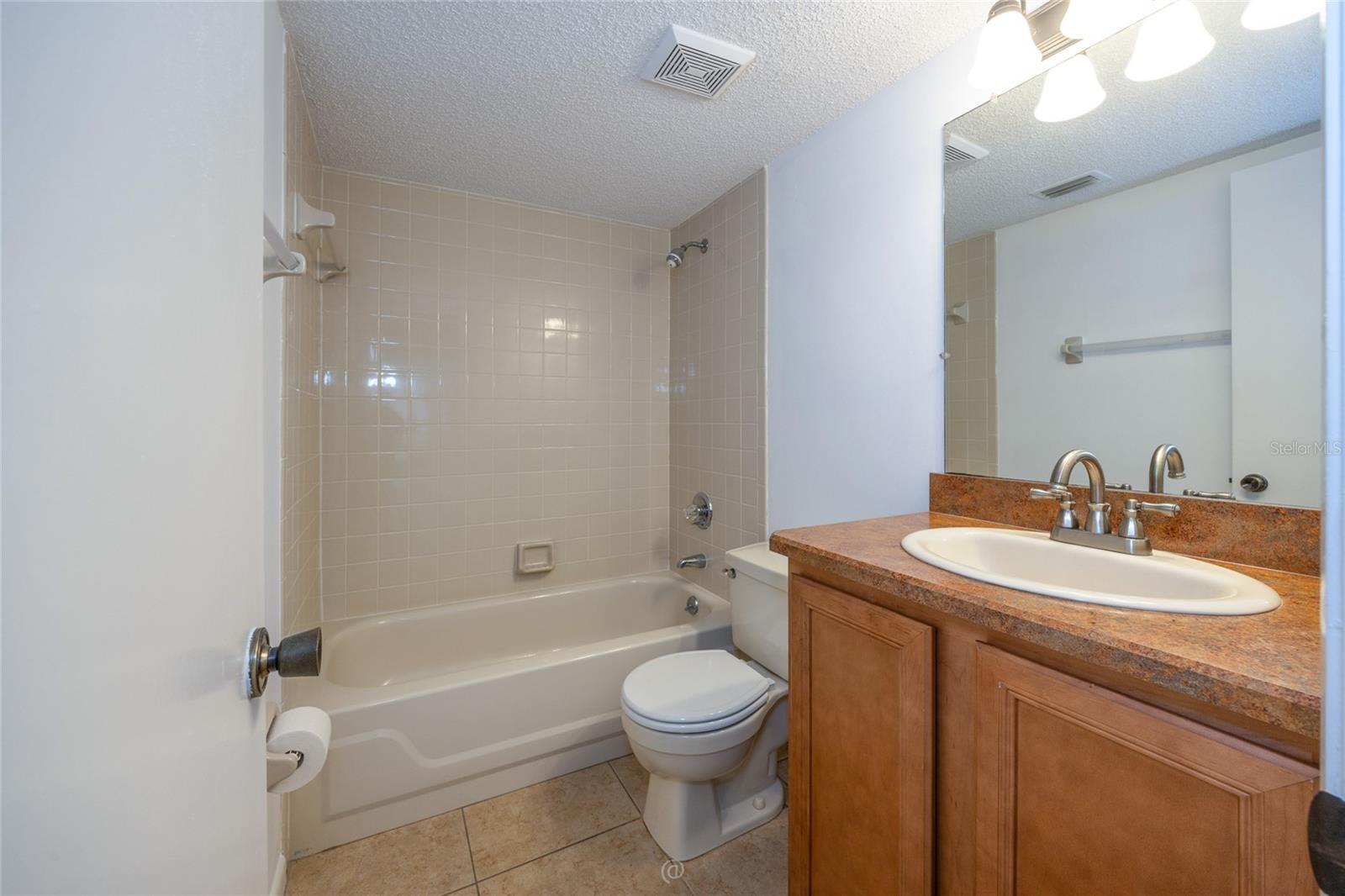 9 Southbury Ct #9 Property Photo 32