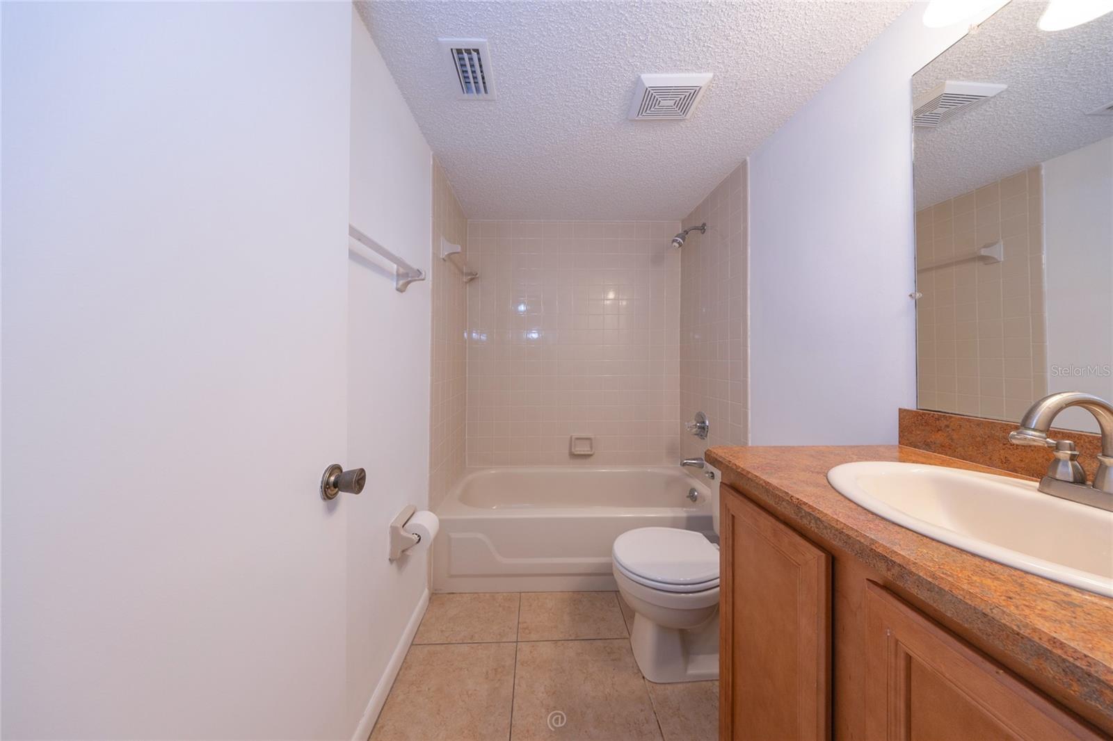 9 Southbury Ct #9 Property Photo 33