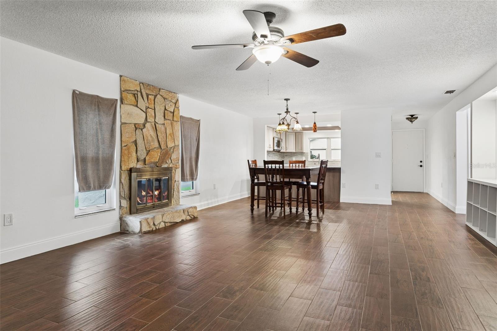 9920 Eagles Point Cir #2 Property Photo 11