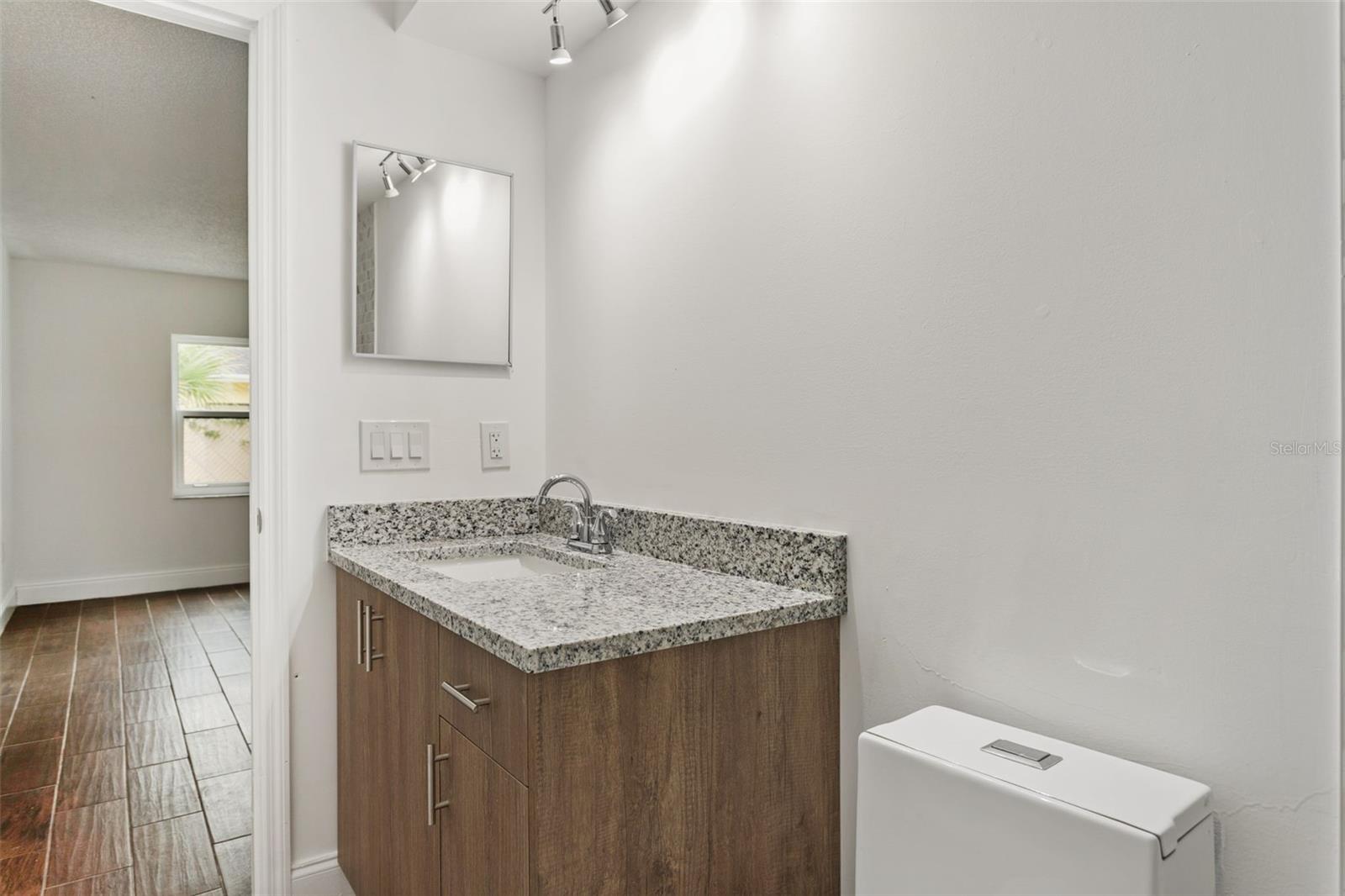 9920 Eagles Point Cir #2 Property Photo 20