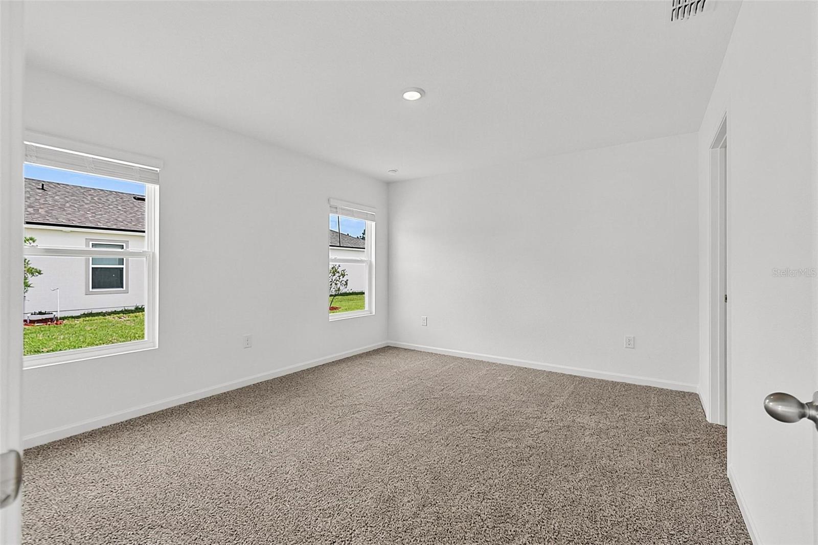 863 Grand Reserve Dr Property Photo 22