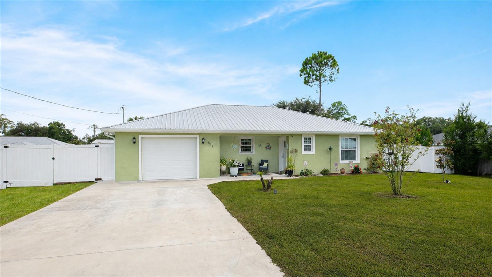 615 Fourth Property Photo 1