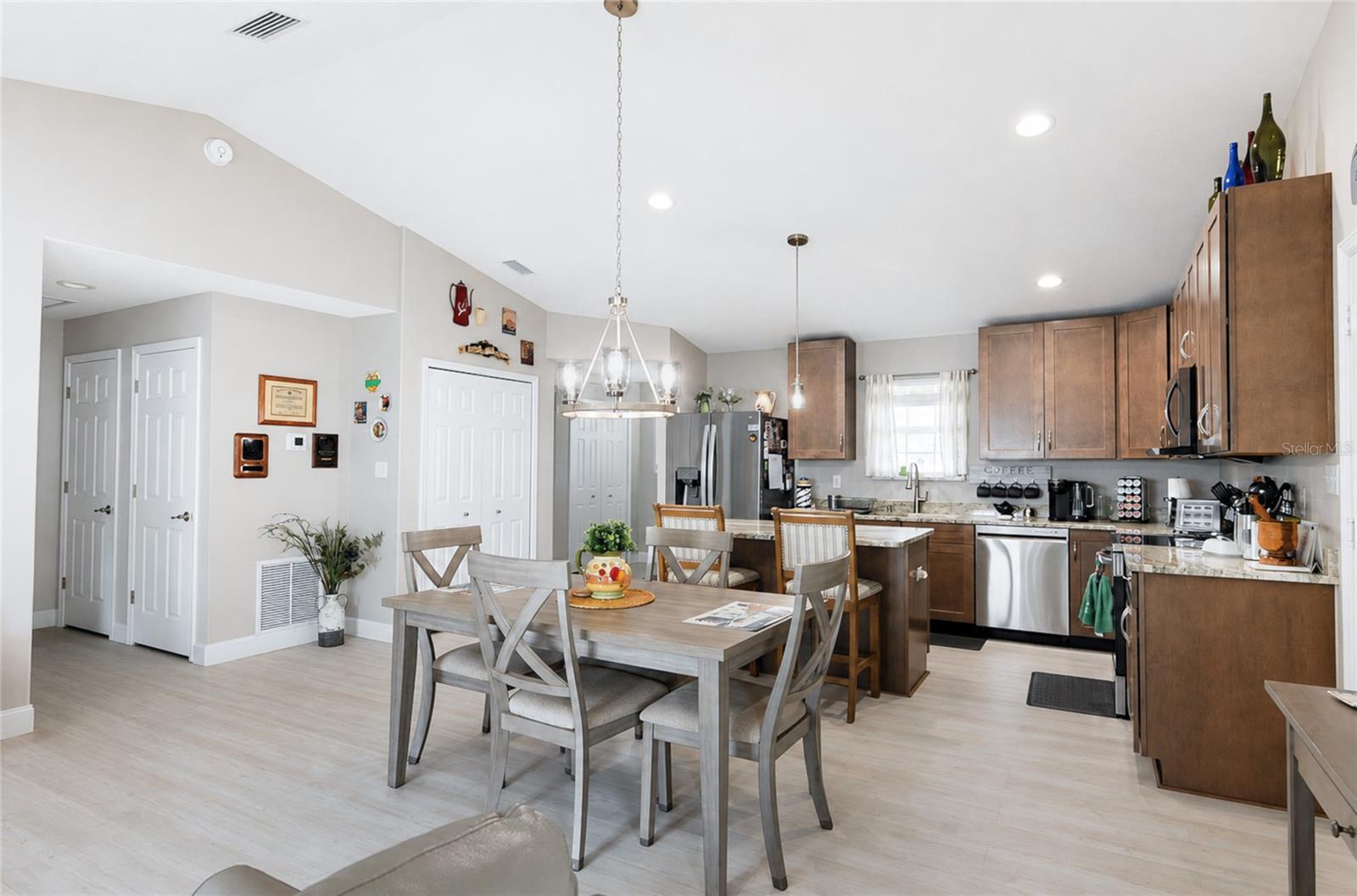 615 Fourth Property Photo 6