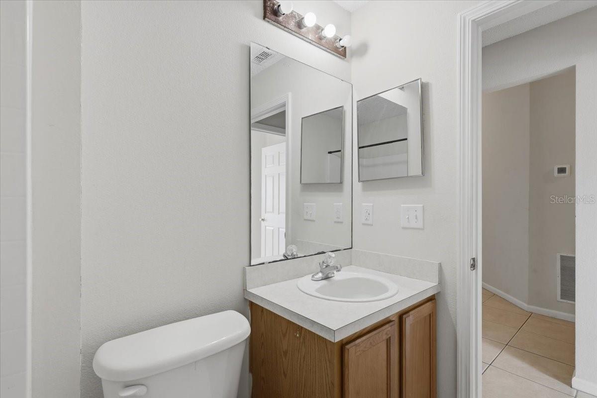 3 Louvet Ln Property Photo 17