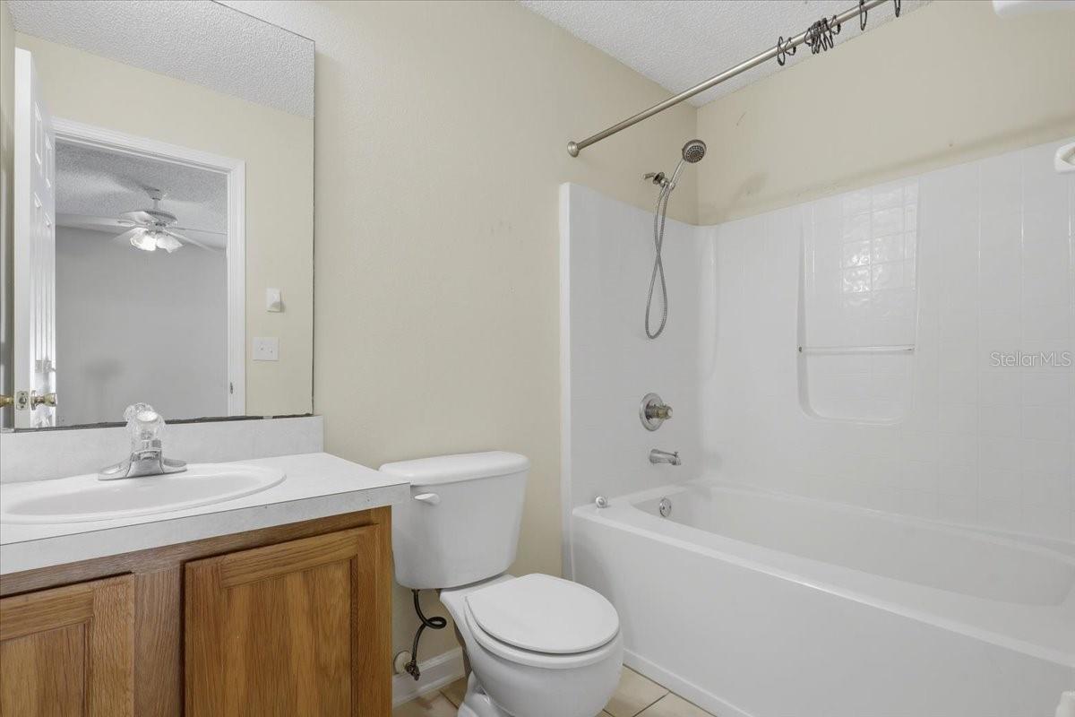 3 Louvet Ln Property Photo 22
