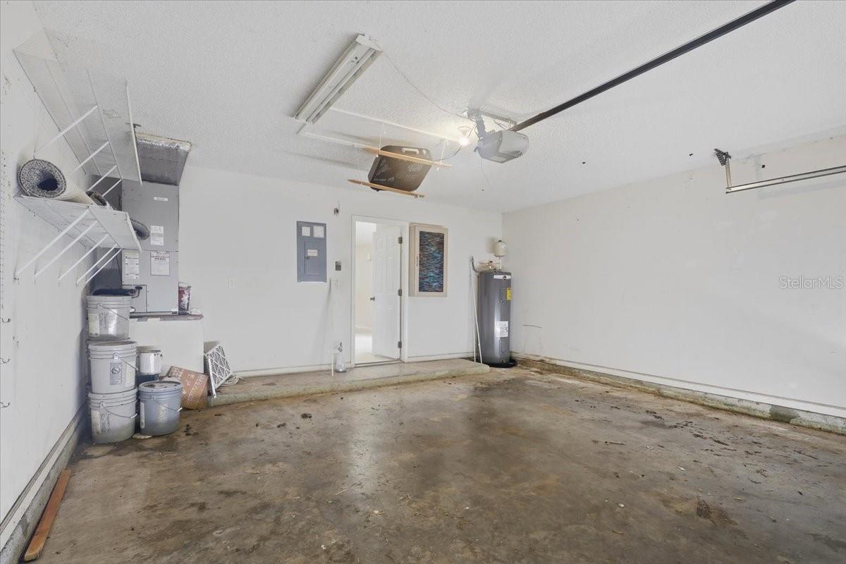 3 Louvet Ln Property Photo 26