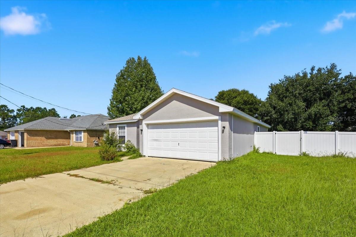 3 Louvet Ln Property Photo 28