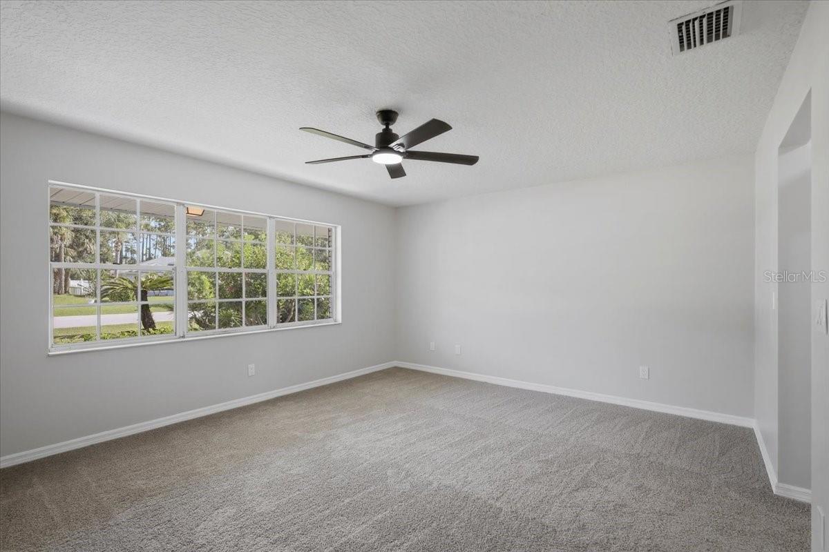 2 Elder Pl Property Photo 19