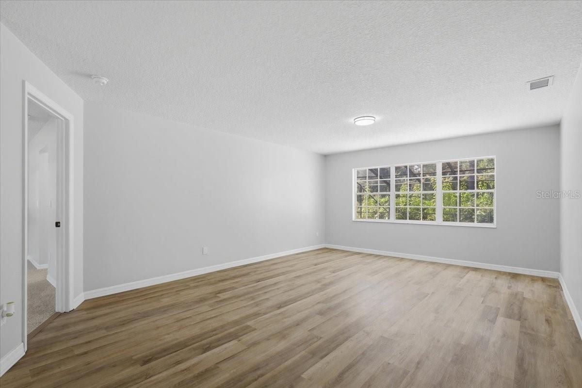 2 Elder Pl Property Photo 30